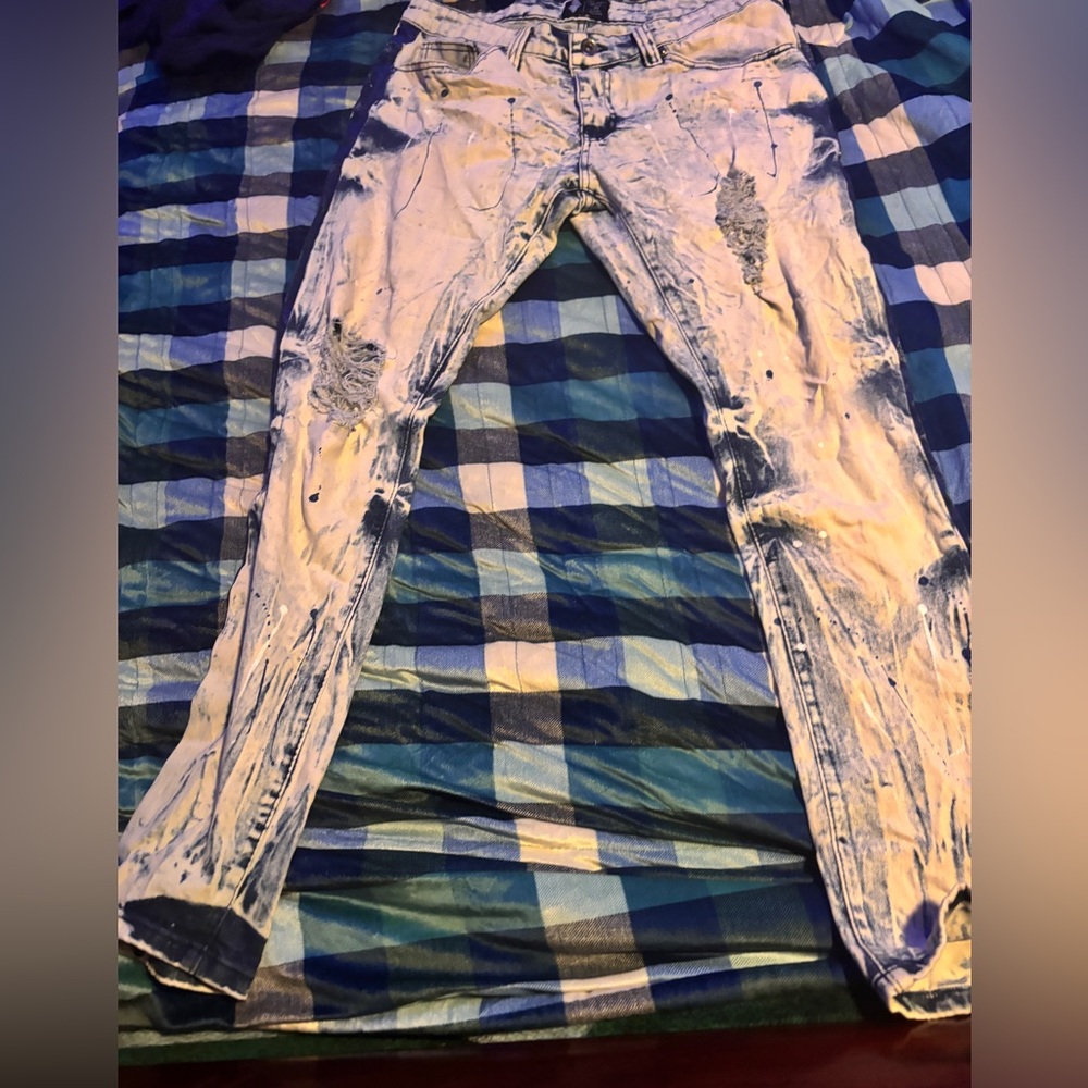 Stylish Distressed Blue and White Men's Jeans